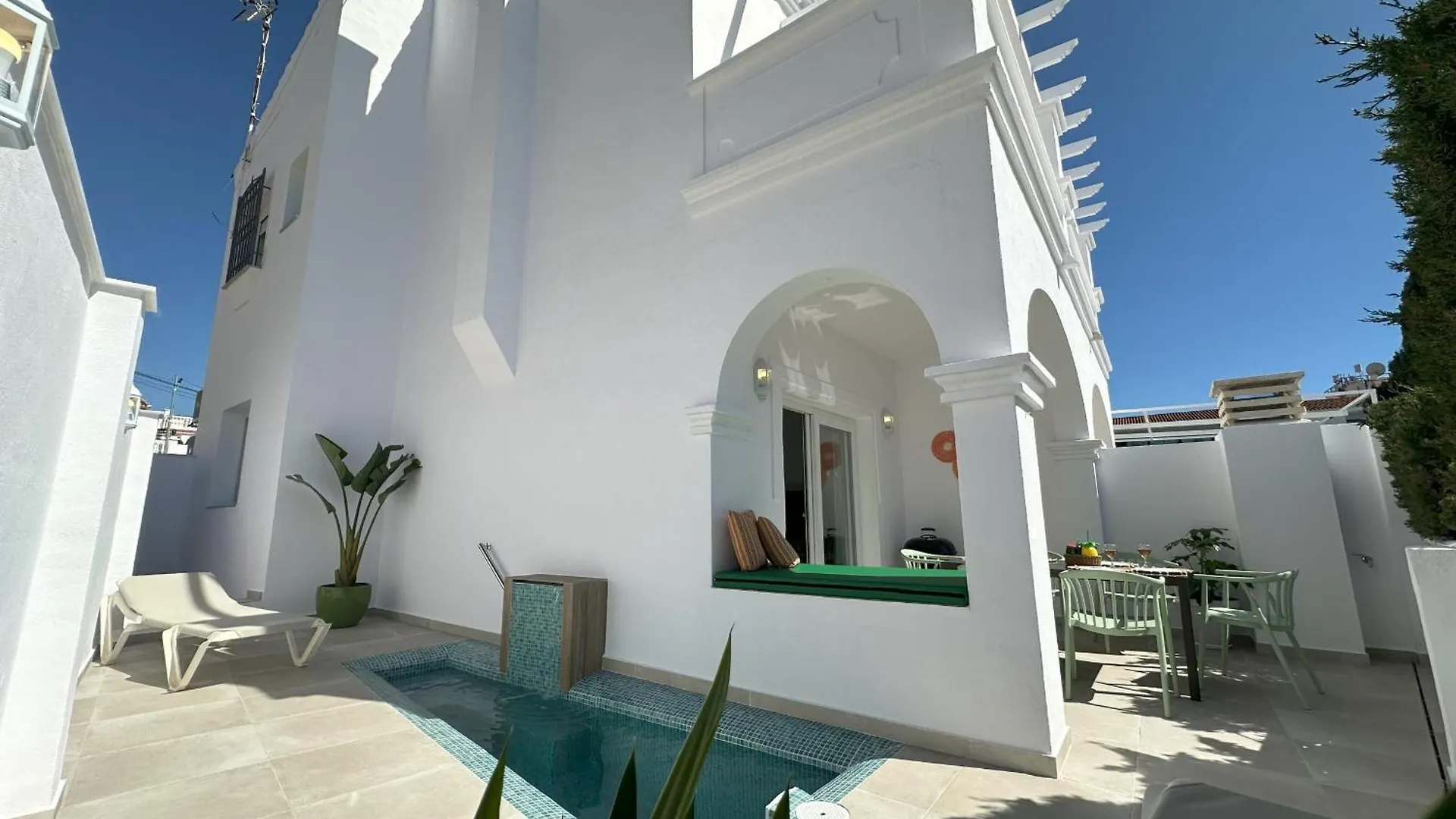 Nerja Paradise Rentals - Villa Coral