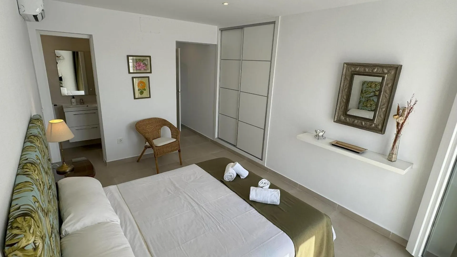 Nerja Paradise Rentals - Villa Coral
