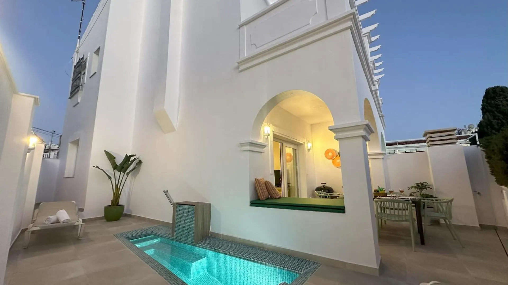 Nerja Paradise Rentals - Villa Coral